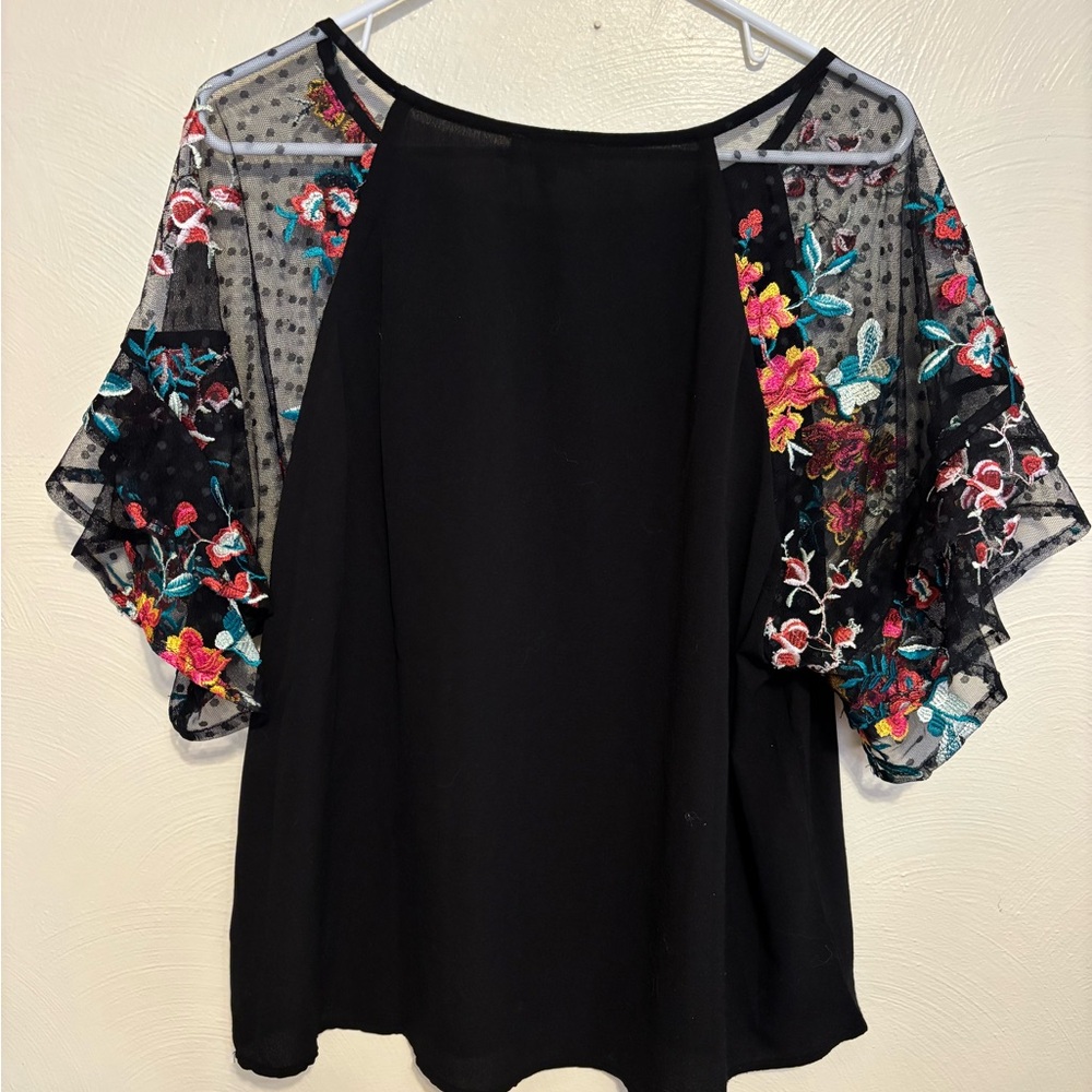 Umgee Black Blouse with Floral Sleeves - Picture 8 of 8